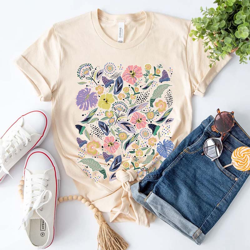 Vintage Botanical Wildflower Leaves T-Shirt