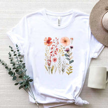 Aesthetic WildFlower Minimalist Nature Lover T-Shirt