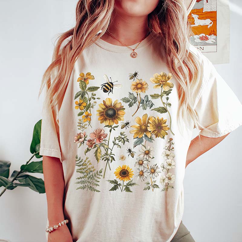 Bee Floral Graphic Botanical Nature Lover T-Shirt