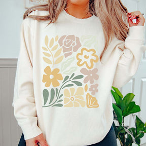 Retro Wavy Flowers Sweatshirt