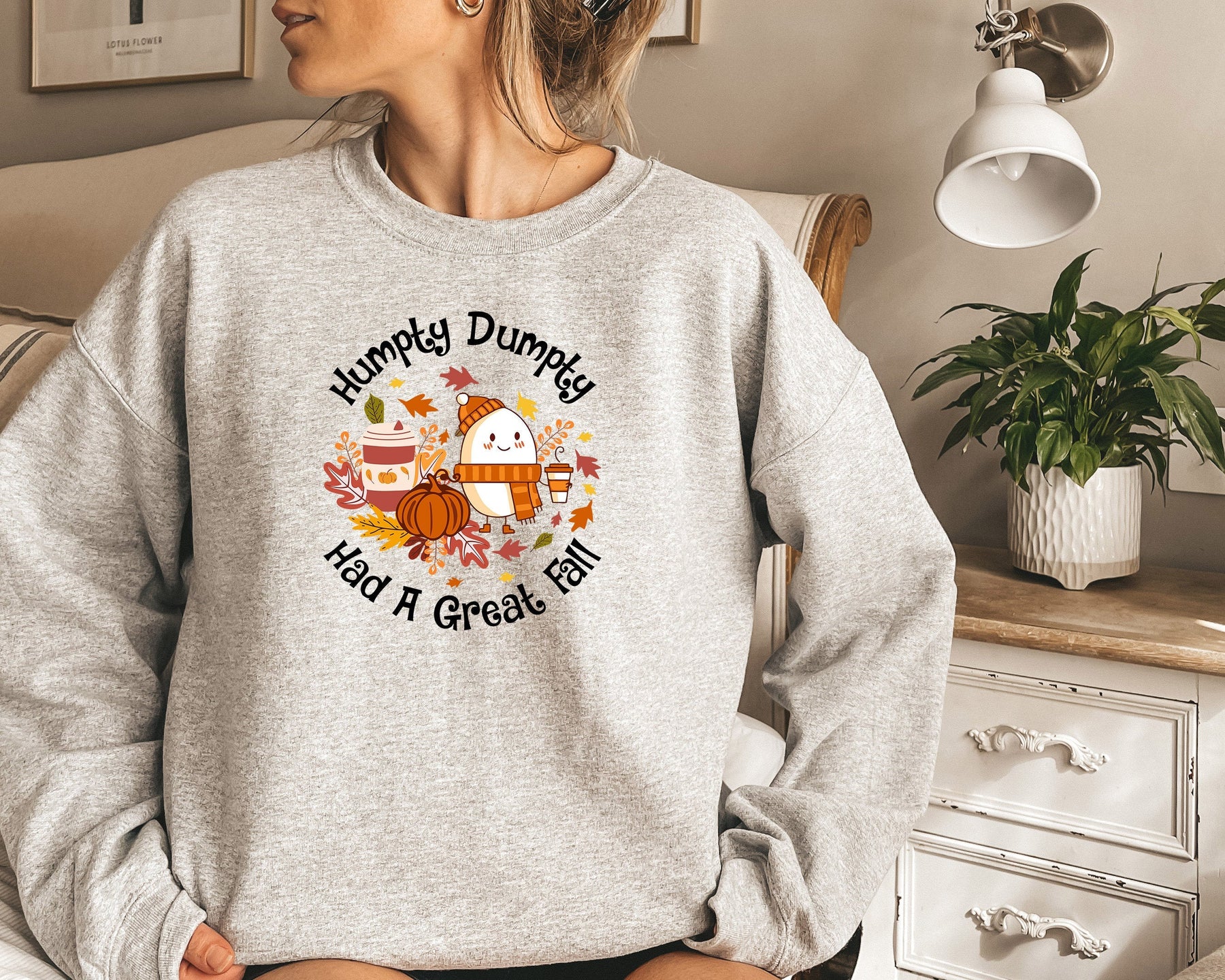 Humpty Dumpty Cute Fall Thanksgiving Pumpkin Sweatshirt